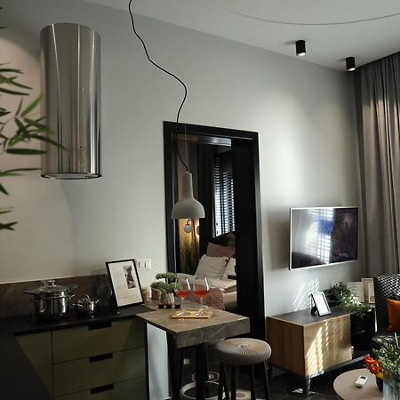 Urban Stay Tirana Deluxe Екстериор снимка