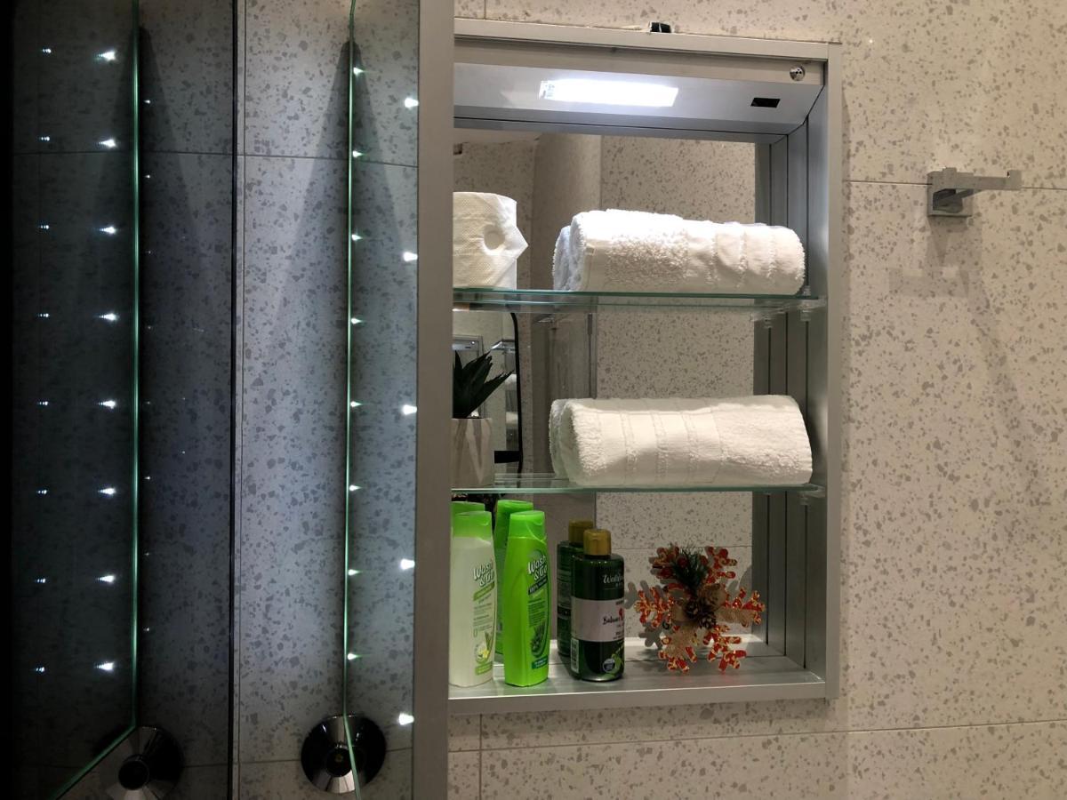 Urban Stay Tirana Deluxe Екстериор снимка