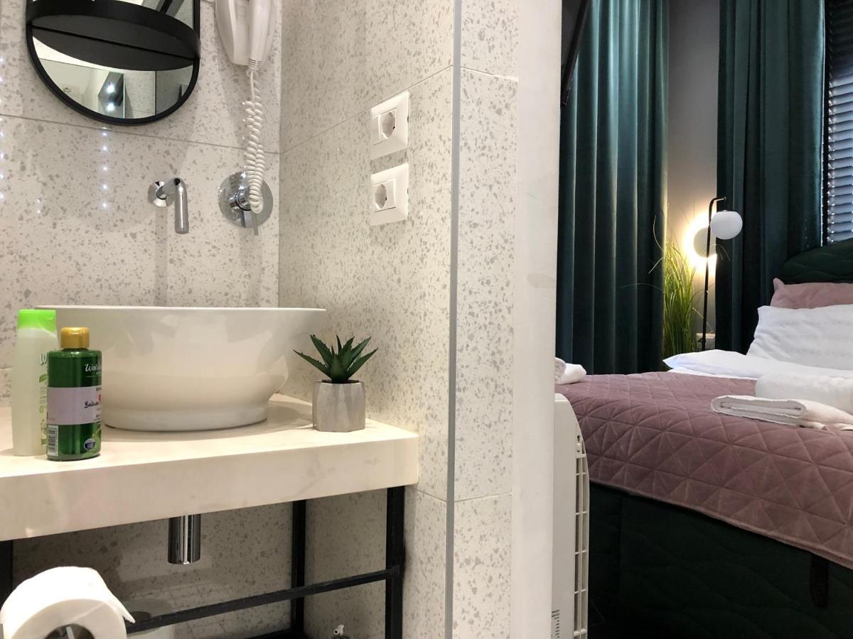 Urban Stay Tirana Deluxe Екстериор снимка