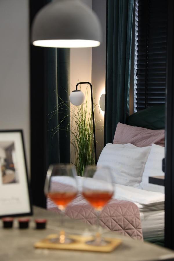 Urban Stay Tirana Deluxe Екстериор снимка