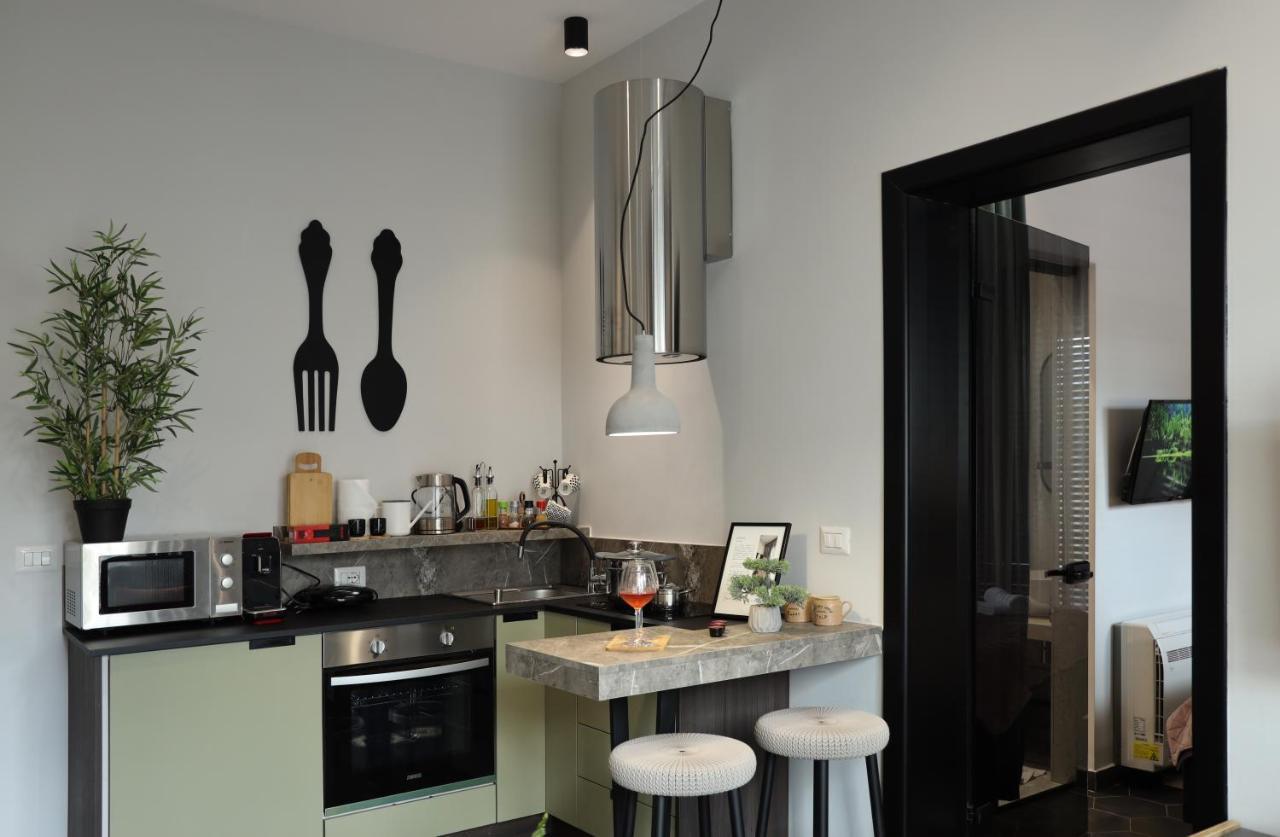 Urban Stay Tirana Deluxe Екстериор снимка