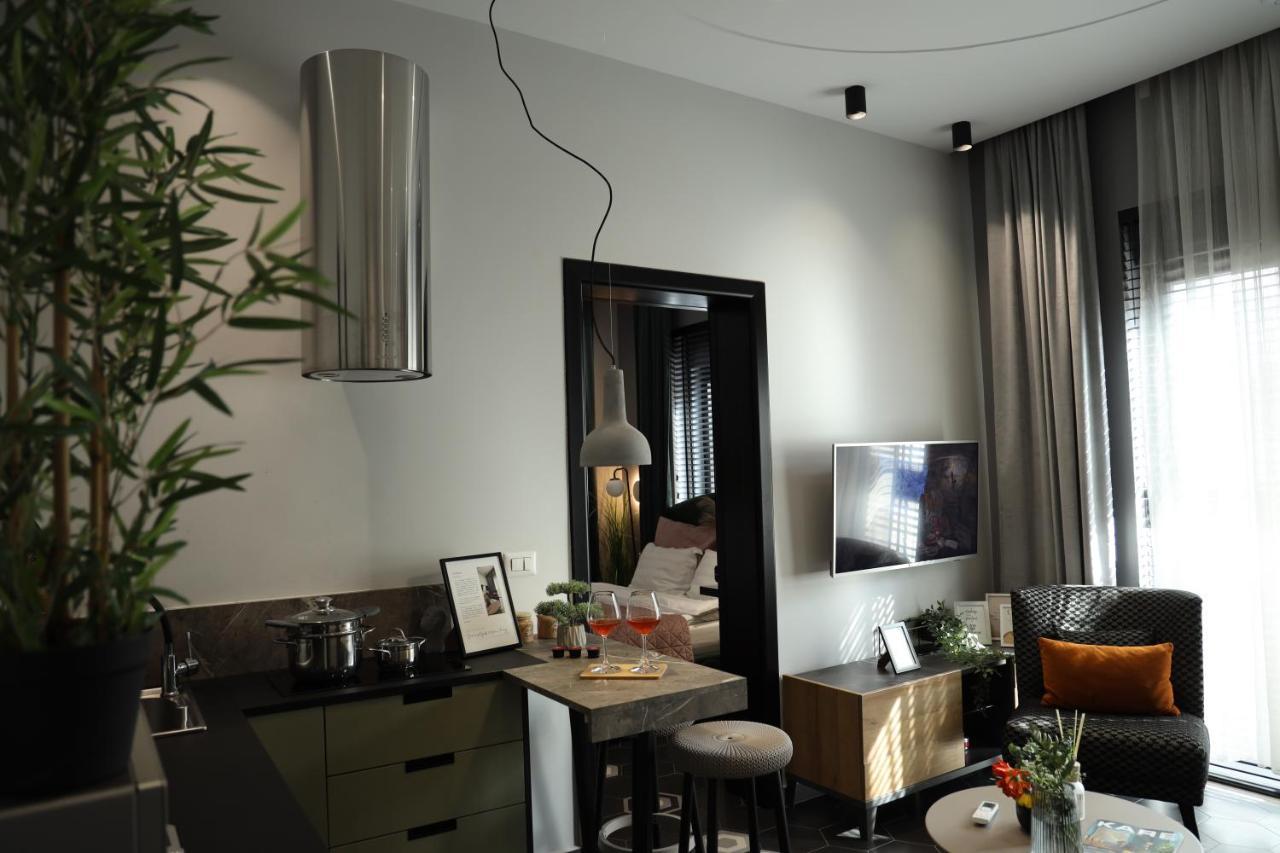 Urban Stay Tirana Deluxe Екстериор снимка
